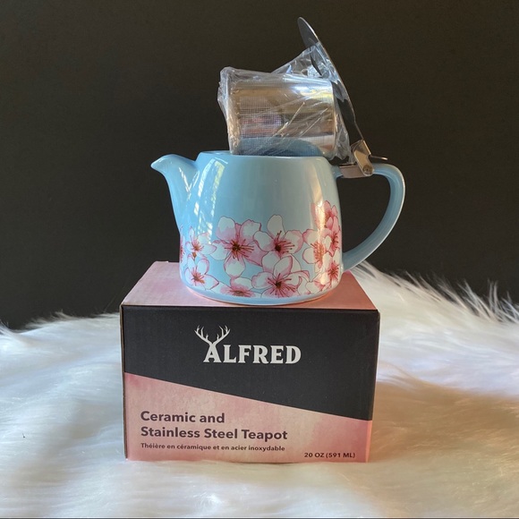 Ceramic and Stainless Steel Teapot 20oz. (In Box)